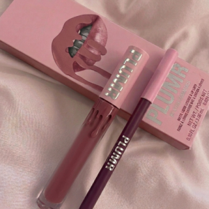 PLUMPR LIP KIT